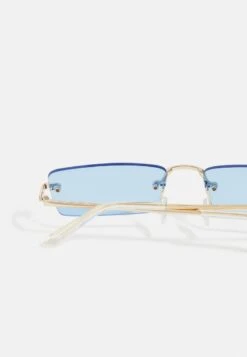 Pier One UNISEX - Sonnenbrille - Blue 10 Pier One UNISEX - Sonnenbrille - Blue -Modegeschäft für Herren eb14e35fbacd4ff58930c118be941760