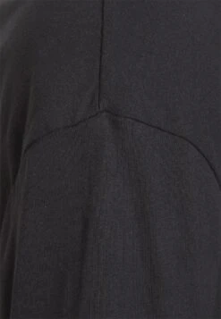 Pier One 7 PACK - T-Shirt Basic - Mottled Dark Grey/white/black -Modegeschäft für Herren fd1cd7e7ba7a46f7840e19fb02f4977d